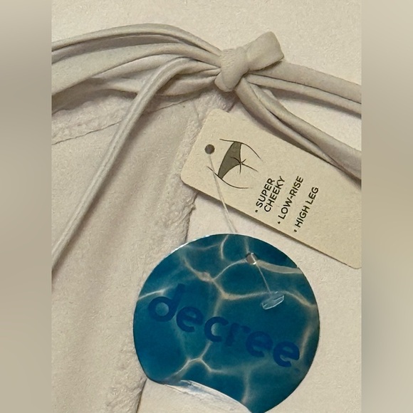 Decree Tropical Floral Bikini Top & White Bikini Bottom women’s  Small - Picture 3 of 10